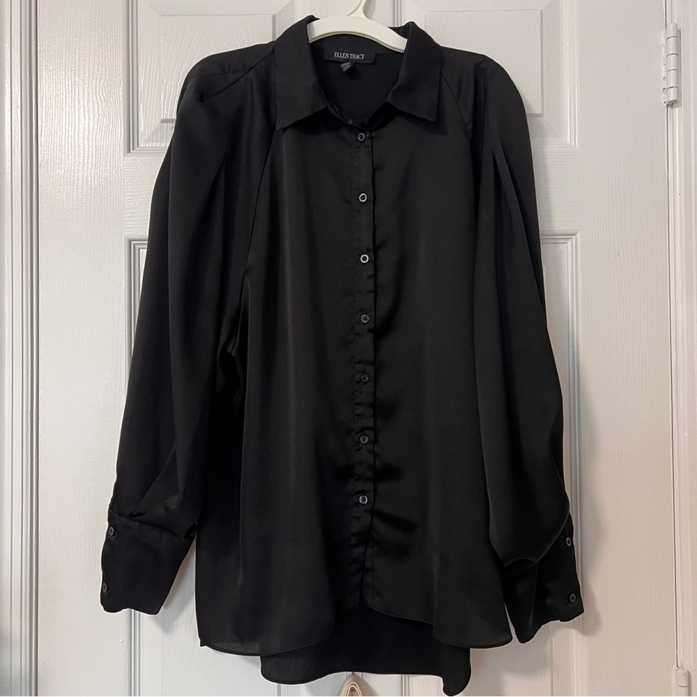 Ellen Tracy Button Down Blouse